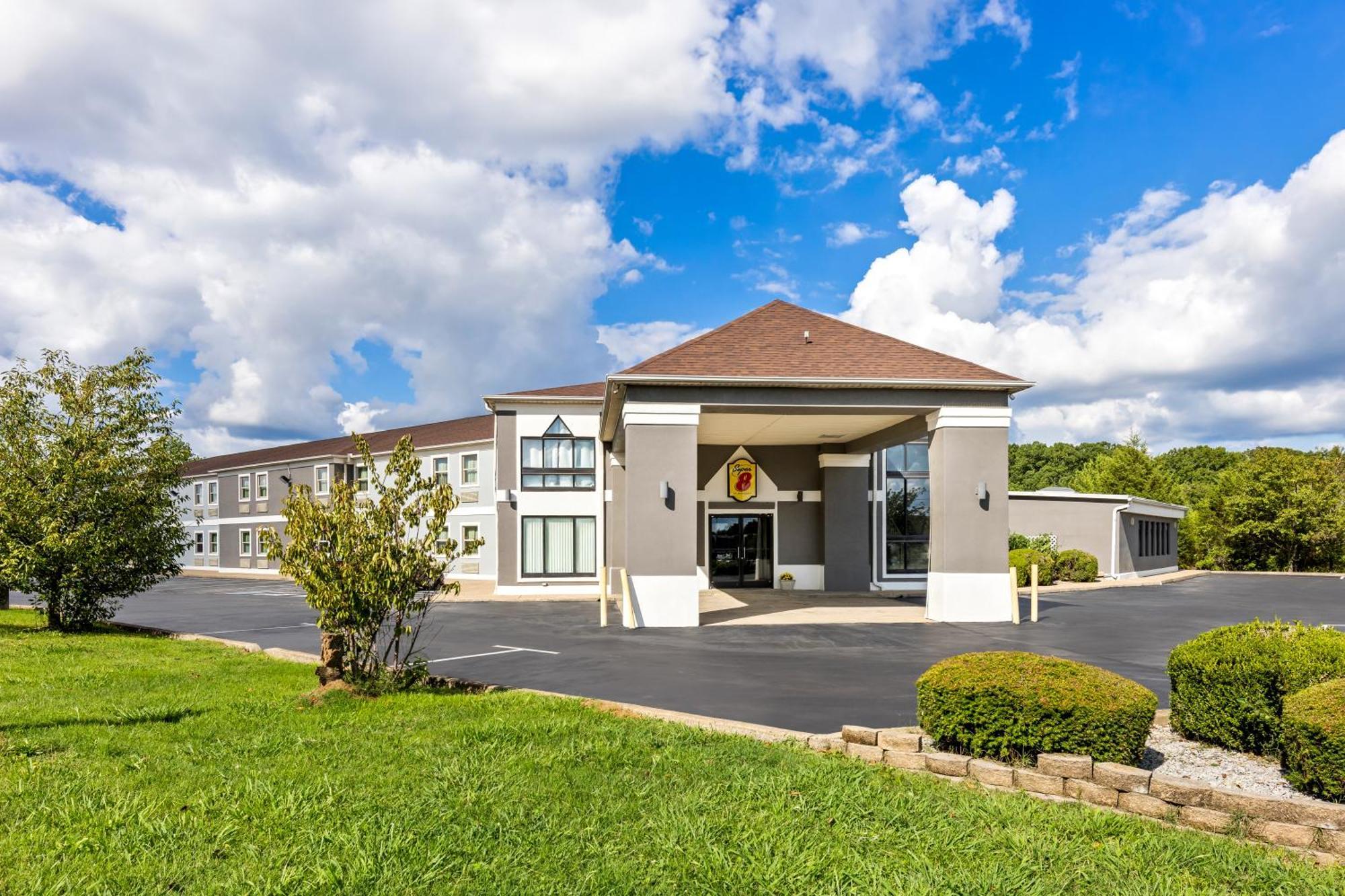 Hotel Super 8 By Wyndham Dickson Extérieur photo
