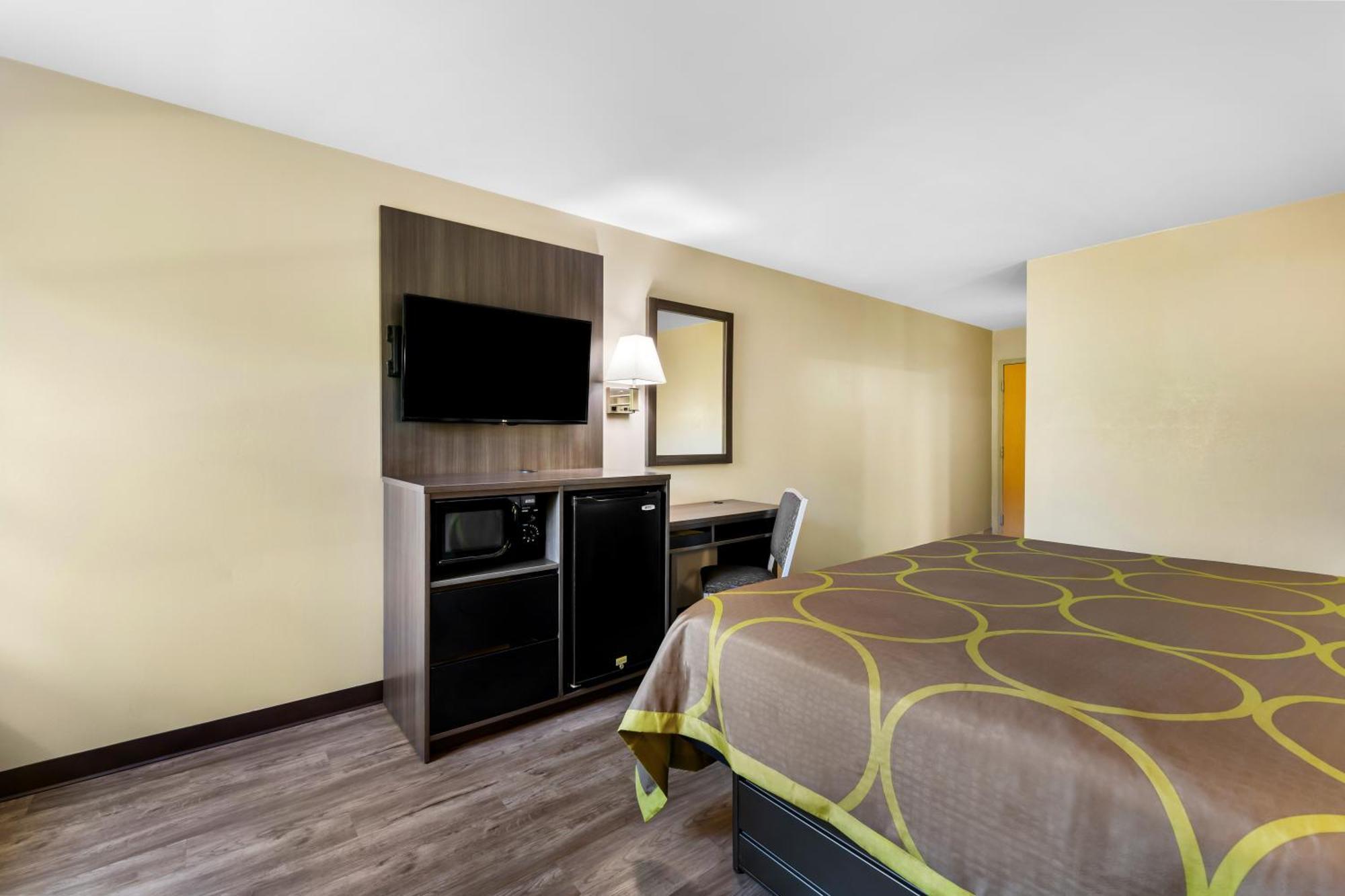 Hotel Super 8 By Wyndham Dickson Extérieur photo