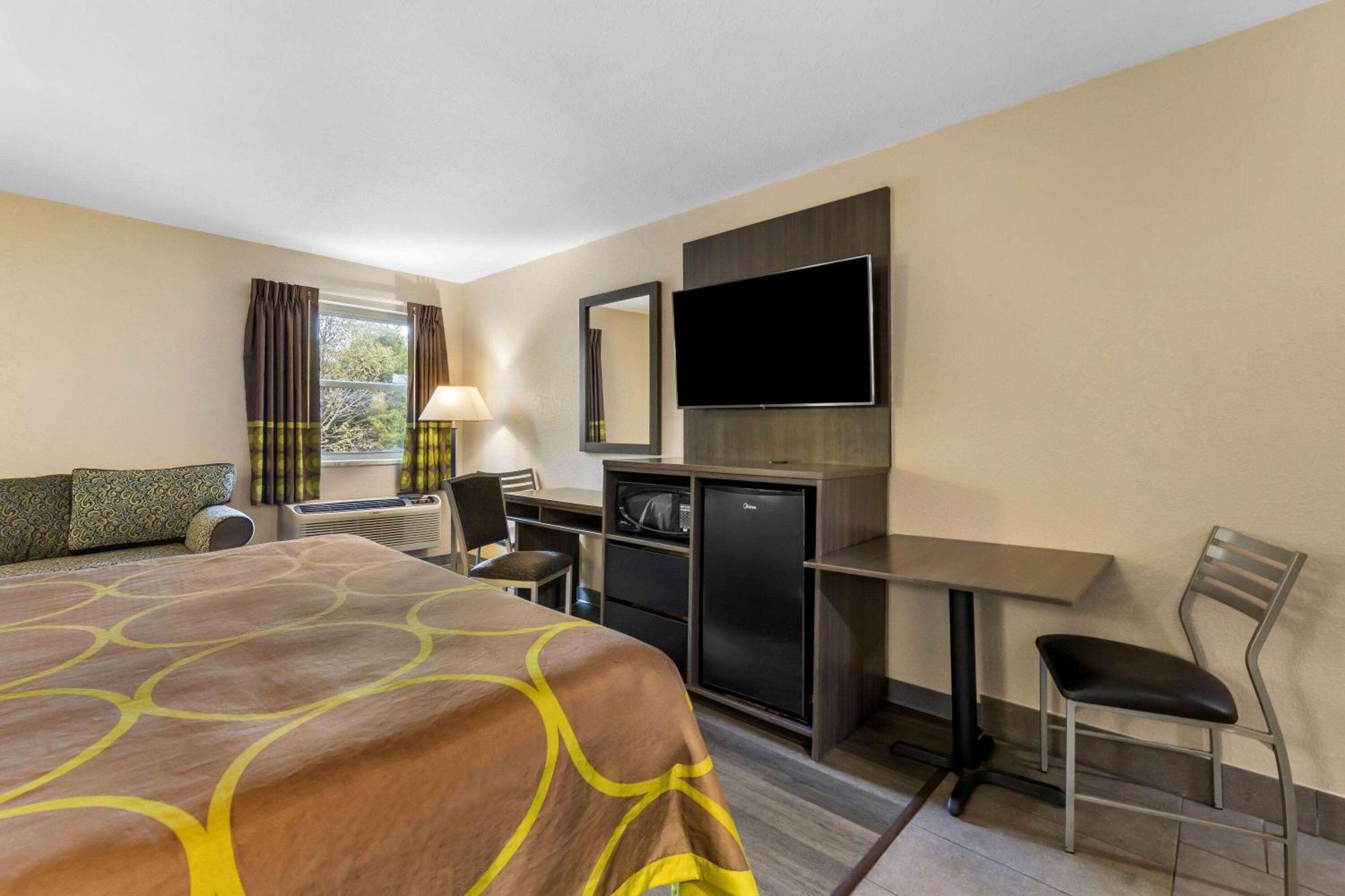 Hotel Super 8 By Wyndham Dickson Extérieur photo